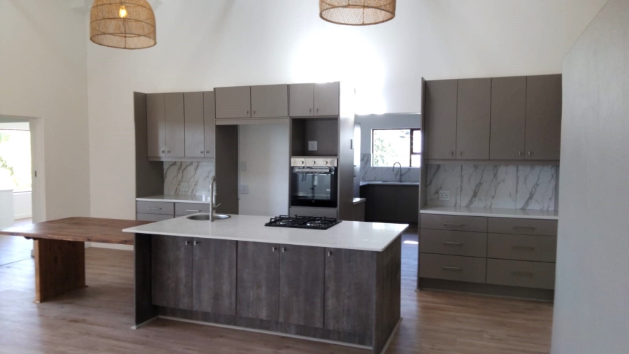 4 Bedroom Property for Sale in Stilbaai Wes Western Cape